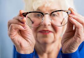 senior eyeglasses